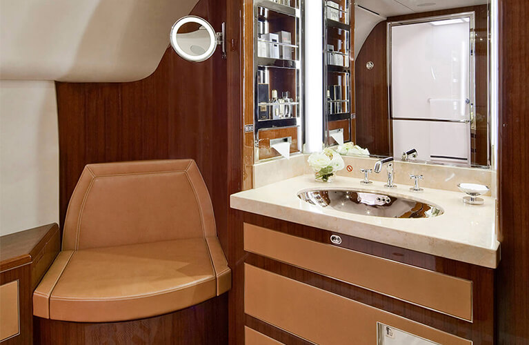 vvip luxury jet charter